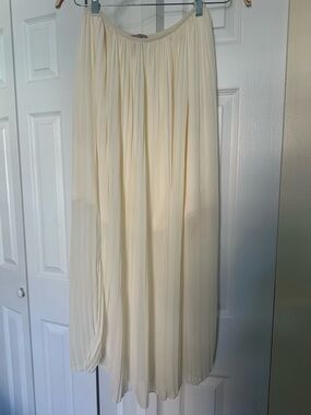 H&M Cream Pleated Maxi Skirt
